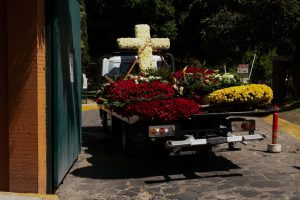 Lee más sobre el artículo Así fue el funeral del Mencho en Guadalajara ⚠️