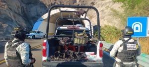 Lee más sobre el artículo Caen sujetos armados en carretera 🚔