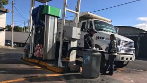 Lee más sobre el artículo ¡Subsidios a gasolina siguen para frenar el golpe! ⛽💥