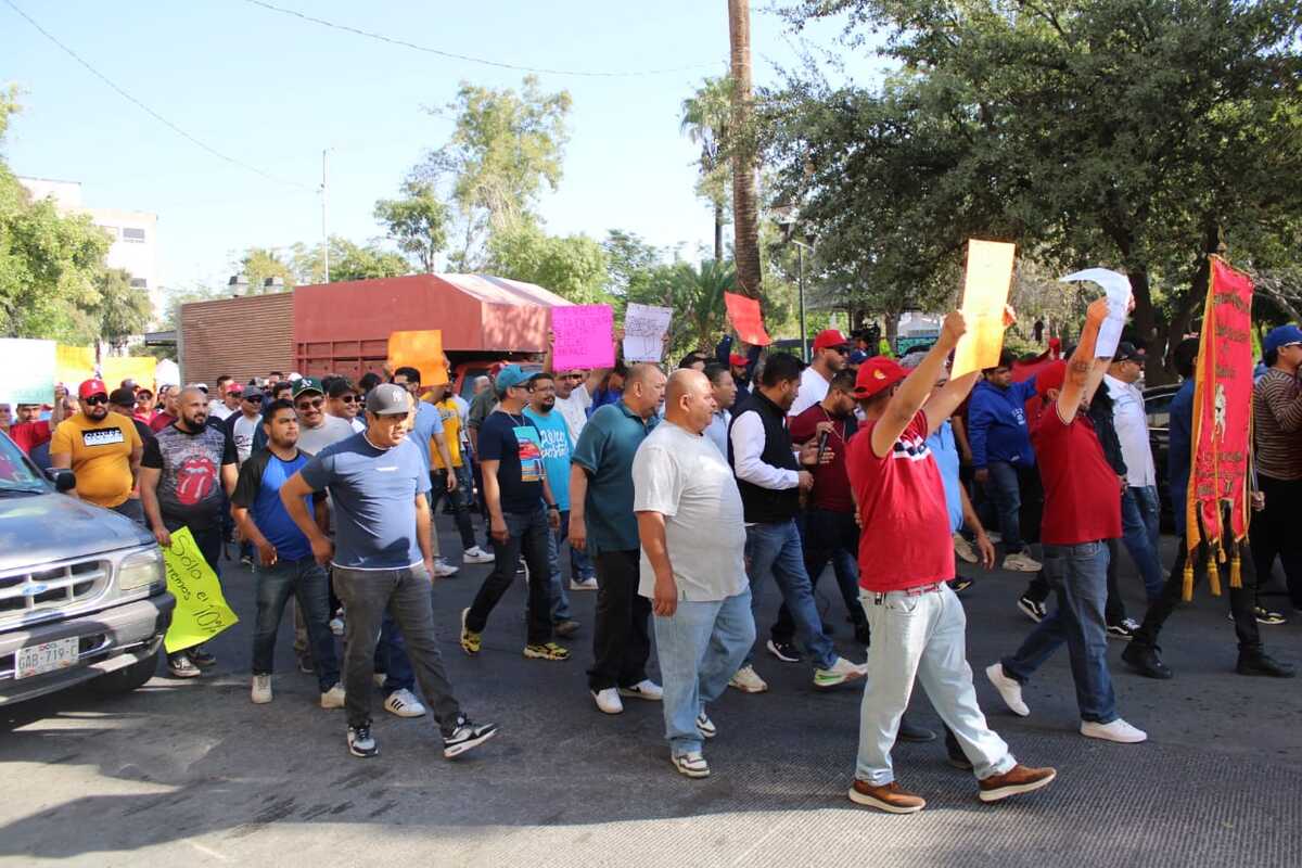 🍻😤 ¡Bares se levantan y exigen piso parejo por venta de alcohol!